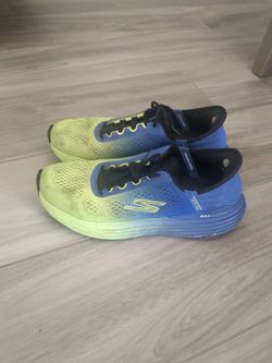Blue and Green gradient sketchers shoes