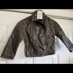 Zara leather jacket Size 5-6