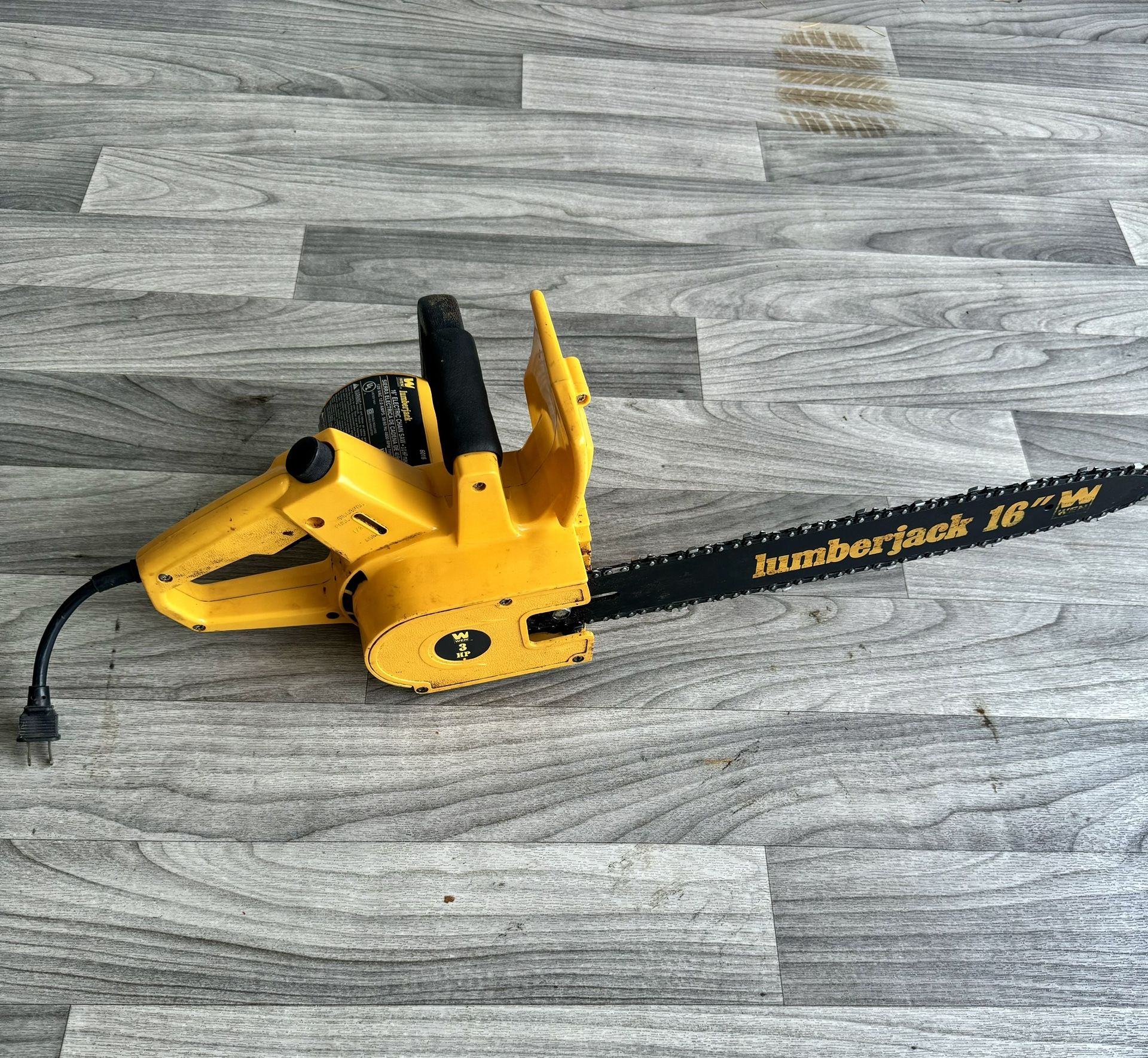 Chain Saw - 16in Jumperjack