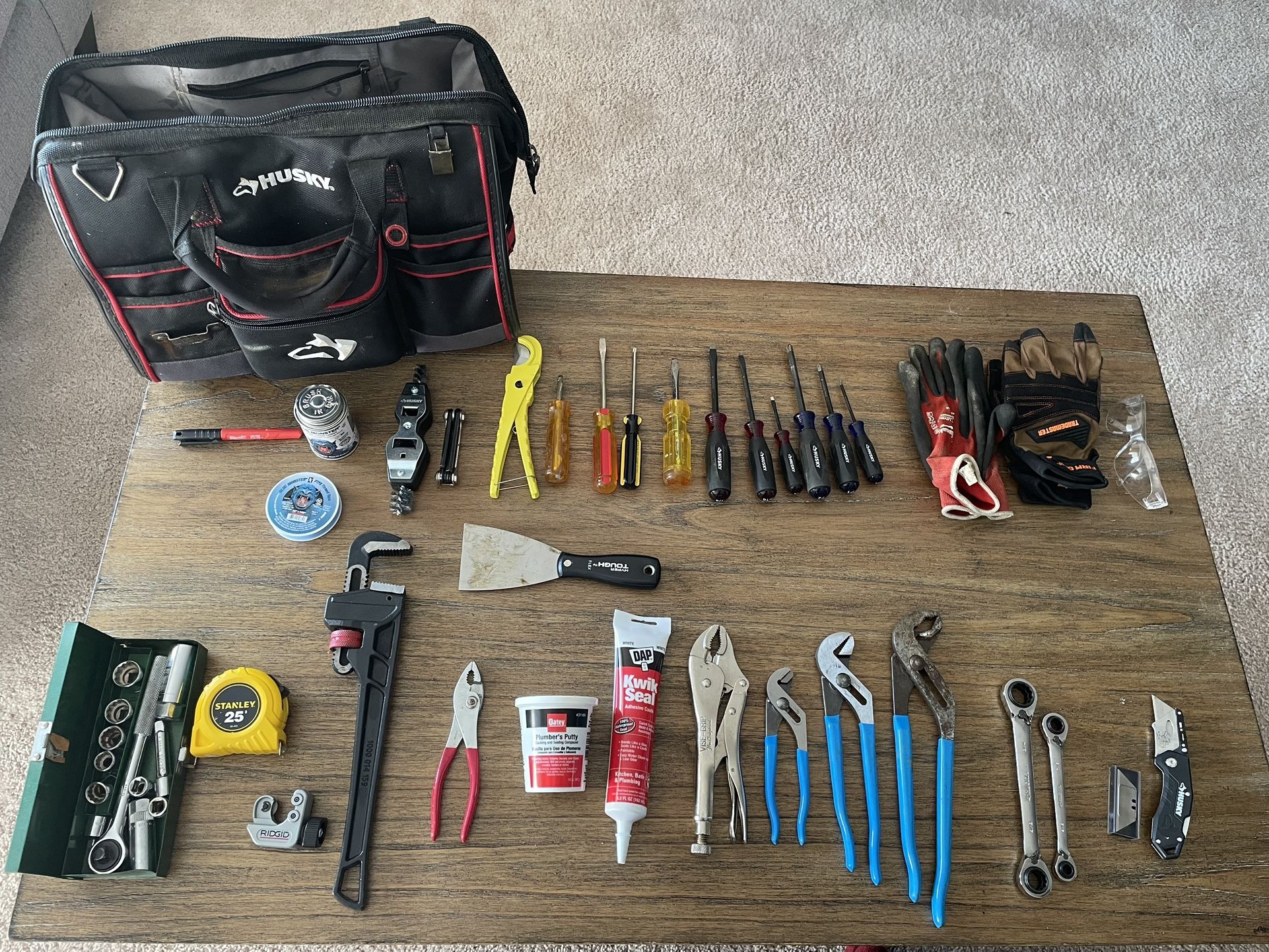 Husky Tool Bag With Tools