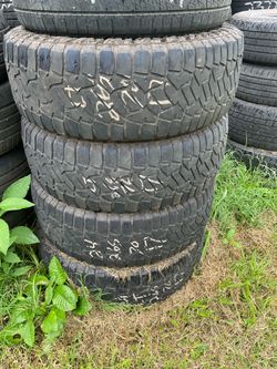 Lt 265 70 17