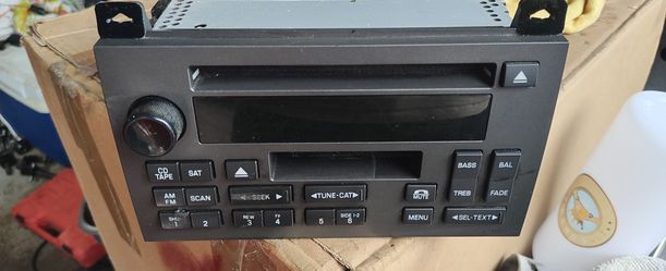 Lincoln Town car Radio
