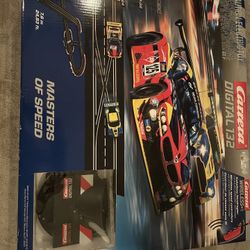 Carrera digital 132 slot car - LOTS of track + 5 cars