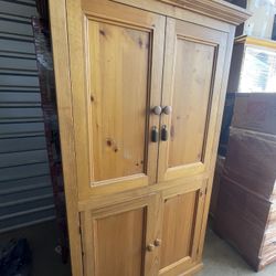 Armoire, Wooden 