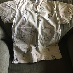 Scrub Top Floral