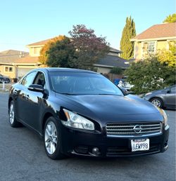 2010 Nissan Maxima
