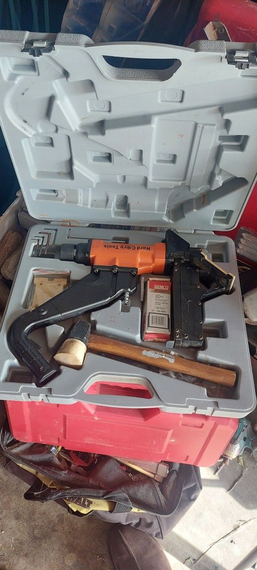 Hard Core Tools Nailer Machine Good Condition