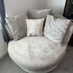 Round Couch