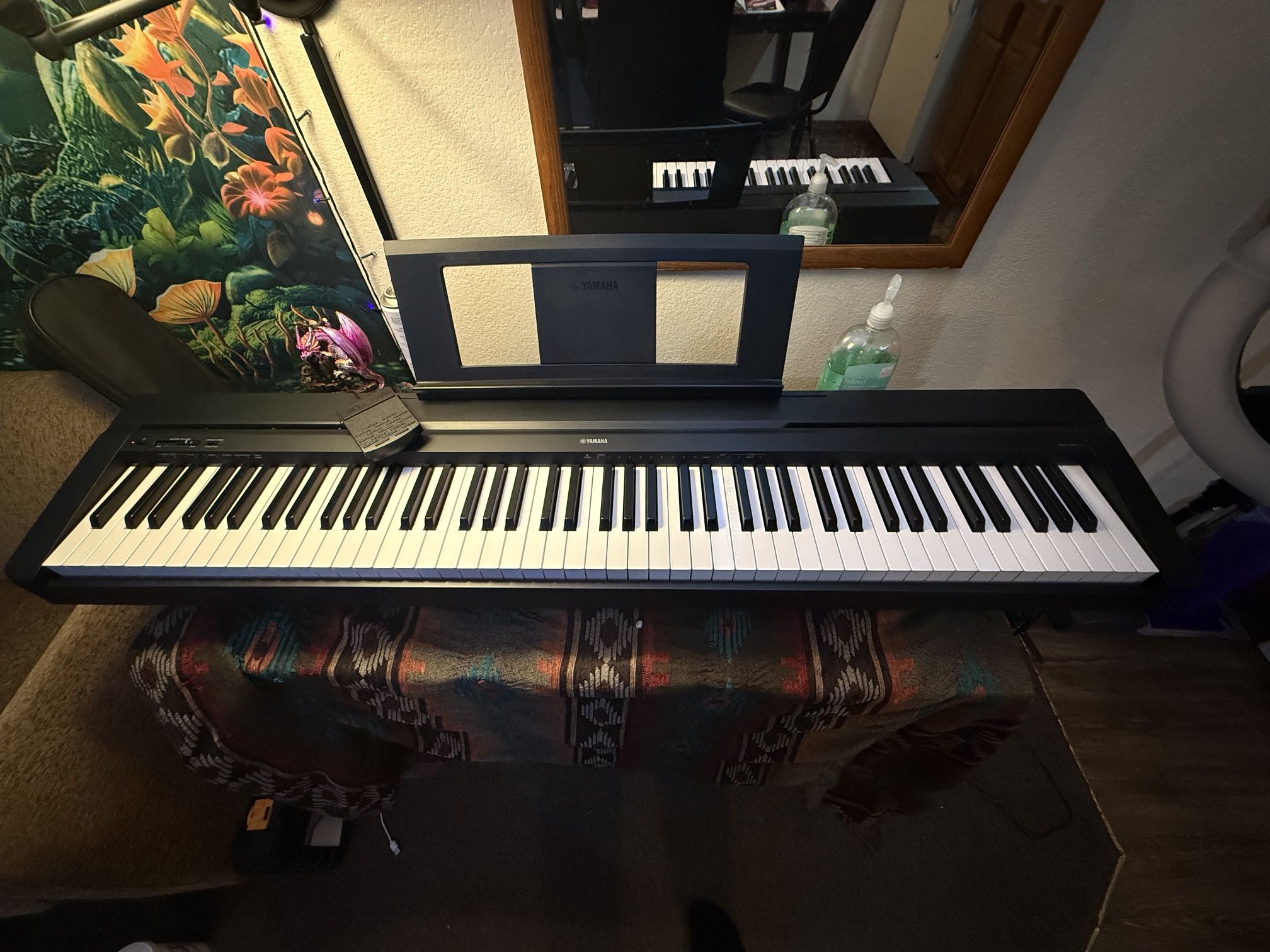 Yamaha P-71 (black)