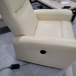 2 Power Leather Recliners