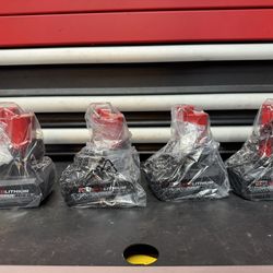 MILWAUKEE M12 12-Volt Lithium-Ion XC High Output 5.0 Ah Battery Pack