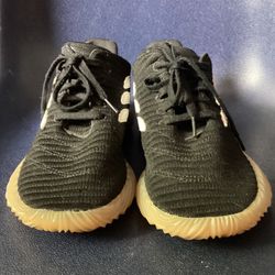 Adidas Sobakov  Size 9 Men’s