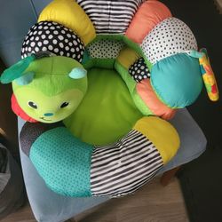Tummy Time / Chair
