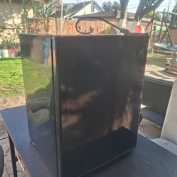 Mini Refrigerator 