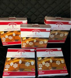 5 BOXES SNOW FLACK ICICLE LIGHTS 5 X $40 OR $10 EACH