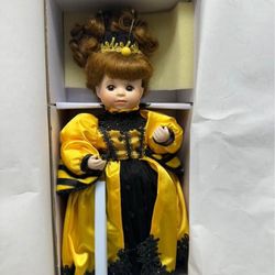 Marie Osmond Beauty Bug Ball Porcelain Collector Doll with Box QUEEN BEE #A6