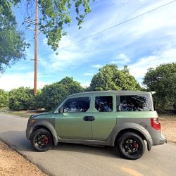 2004 Honda Element