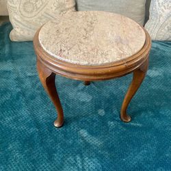 Queen Anne style marble-top side table