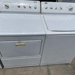 Kenmore Top Loads Washer And Dryer “white” 