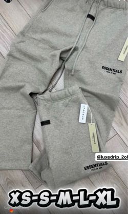 Essential pants and sweater