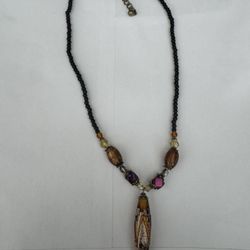 Beaded Necklace with Pendant
