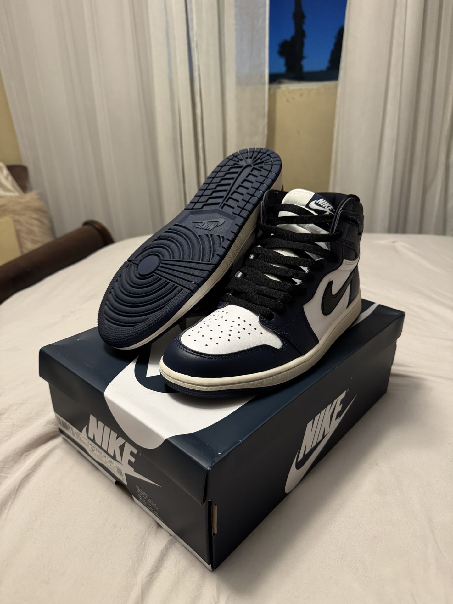 Men’s Jordan 1 “Midnight Navy”