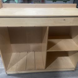 Daycare Shelf 