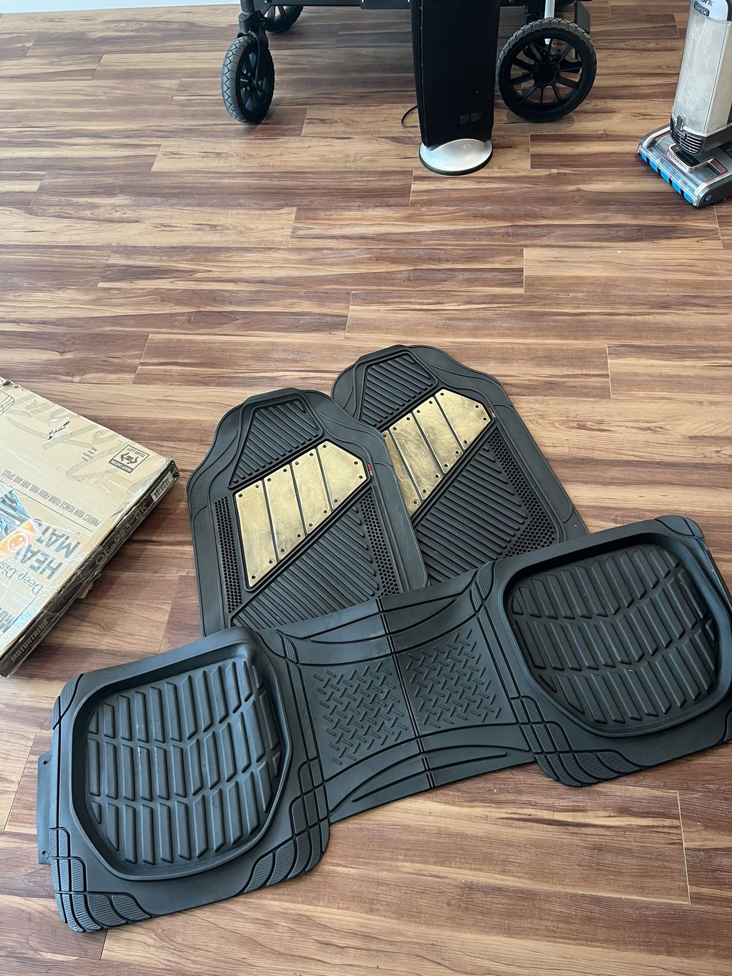Universal Car Mats