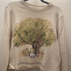 Disney Winnie the Pooh Sweater Size Adult L