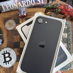 Apple iPhone 16e 128GB Unlocked Any Carrier