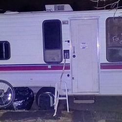 1989 Terri by Fleetwood Trailer