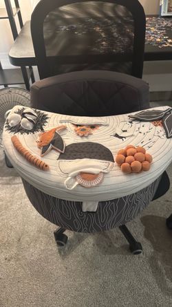 Crate & Kids Baby Chair