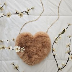 Furry Heart Purse.    #fashion