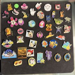 Disney Pins 