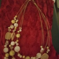 Assorted necklaces 