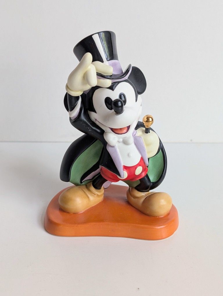 1997 WDCC Magician Mickey Mickey Mouse Membership Sculpture "On with the Show"