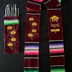 Estola de Graduación SIN Año ! Muy linda ! $23