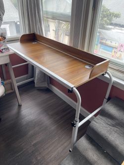 Rolling Desk/Table