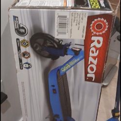 Razor scooter