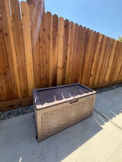 OUTDOOR STORAGE BOX WEEKEND SPECIAL!!!ONLY 40$$ FREE DELIVERY