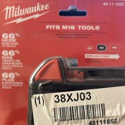 Milwaukee Battery 