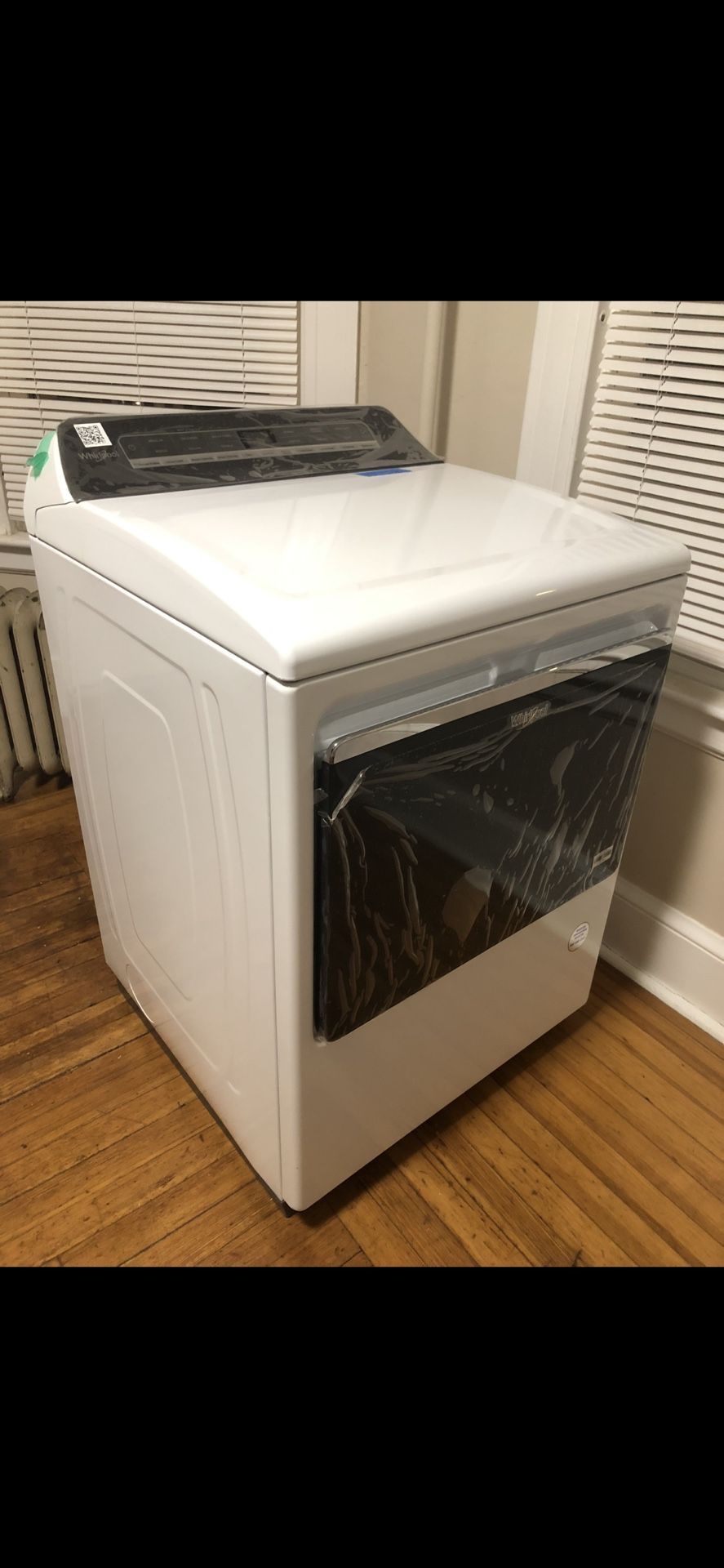 Whirlpool 7.4 cu. ft. White Electric Dryer with Steam and Advanced Moisture Sensing Technology, ENERGY STAR