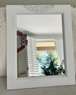 White Mirror