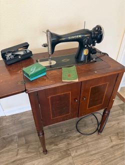 Singer Model 15 Sewing Machine Vintage 1930’s SN AF209311 Works