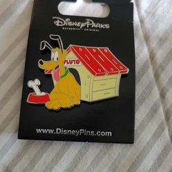 Pluto DISNEY PIN