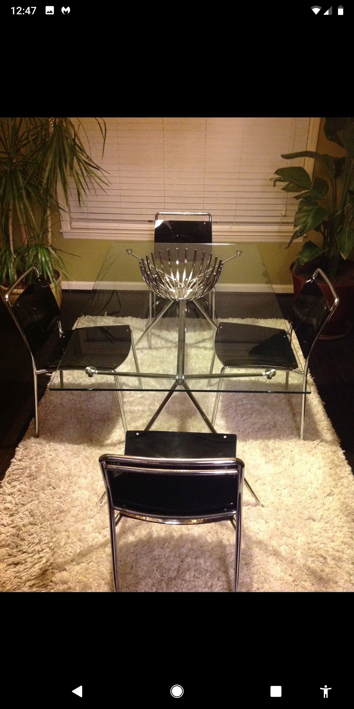 HIGH END DESIGNER DINING TABLE & 4 CHAIRS