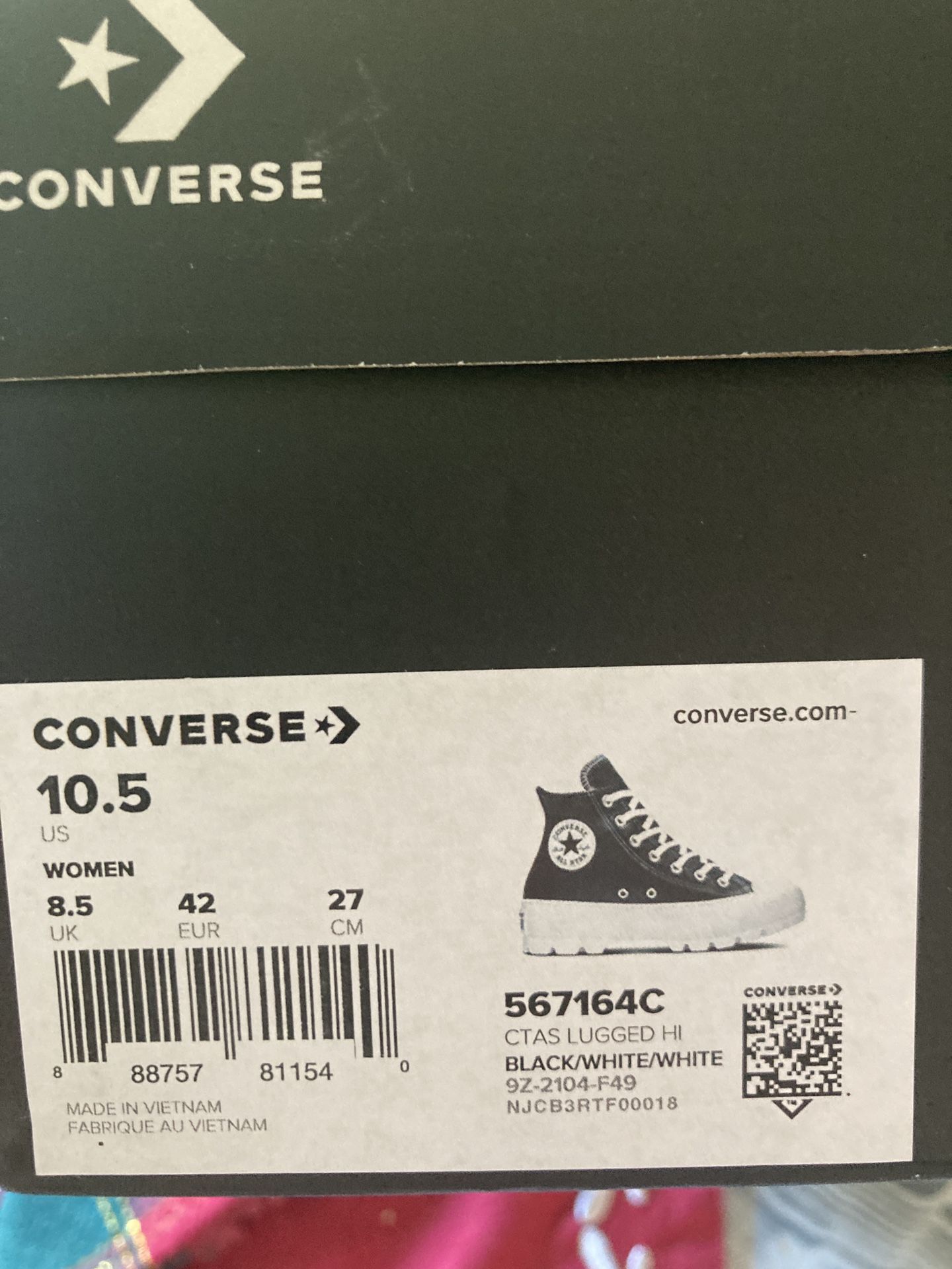 New In Box Converse 10.5 Women