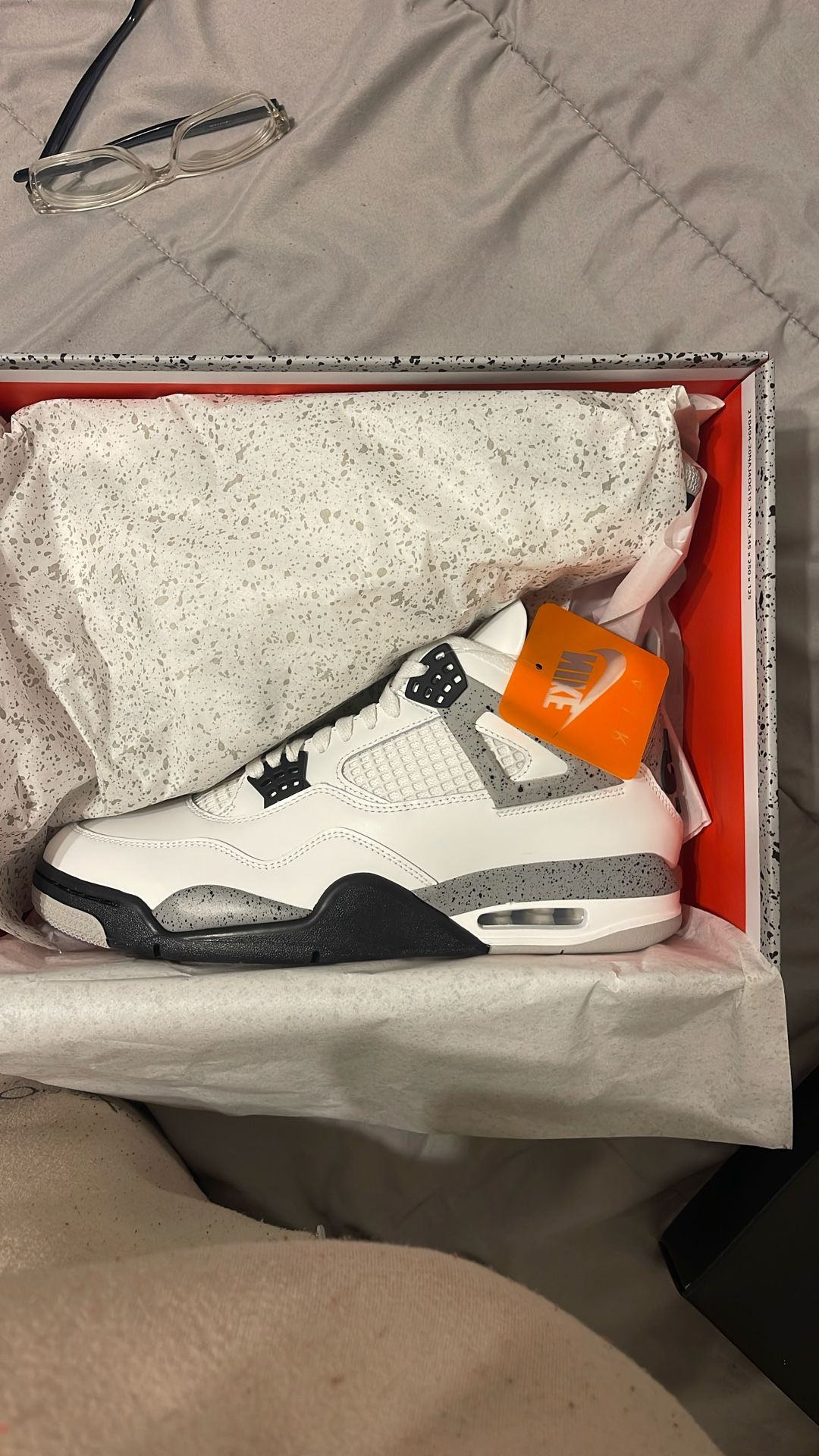 Air Jordan 4 Retro “White Cement”