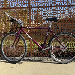 Trek 7000 Mountain Bicycle 