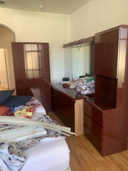 Split king bedroom set